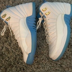 Retro 12 university blue